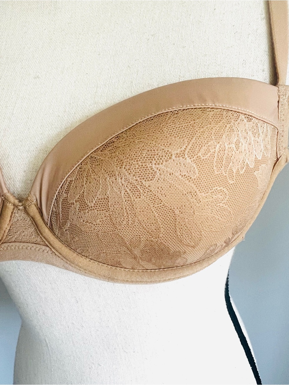 Soma Lightest Lift Demi Bra - Picture 3 of 10